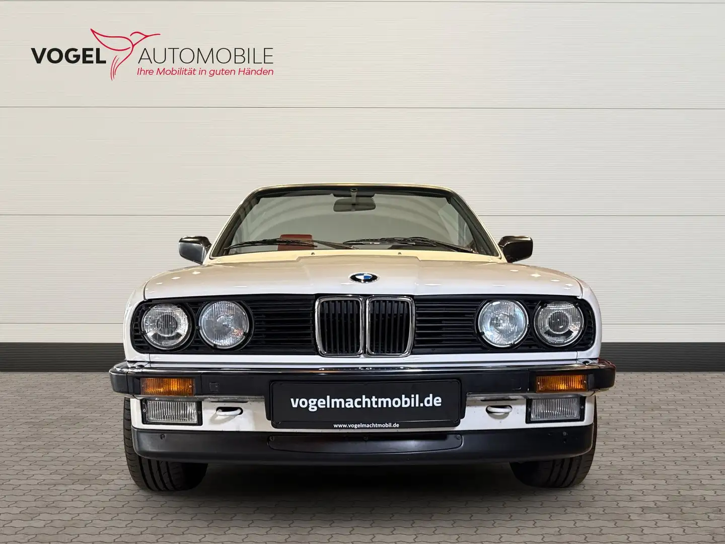BMW 320 i E30 Cabrio Automatik Leder+Sportsitze+LM+ Blanc - 2