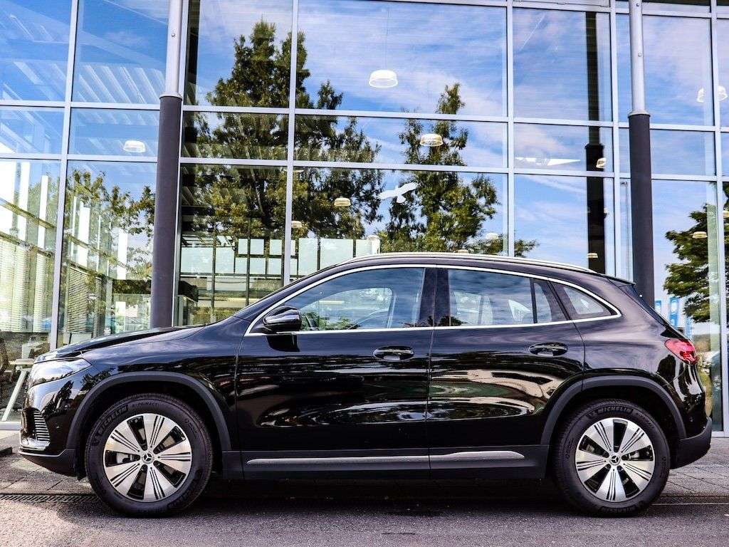 Mercedes-Benz EQA