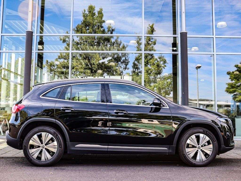 Mercedes-Benz EQA