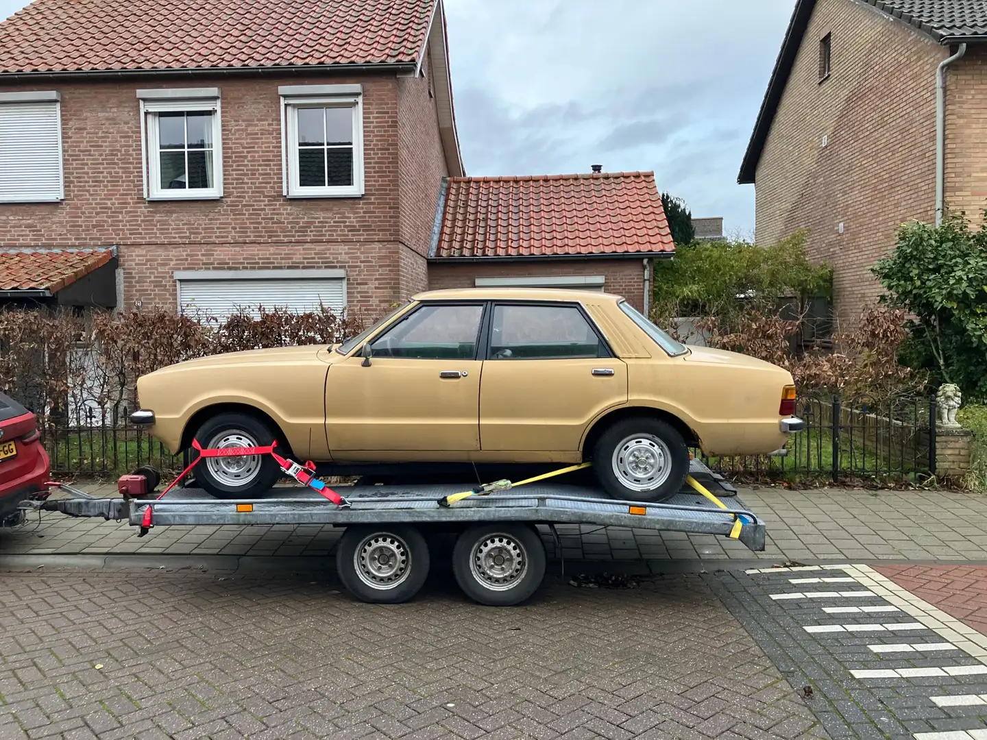 Ford Taunus 1.6 Beżowy - 2