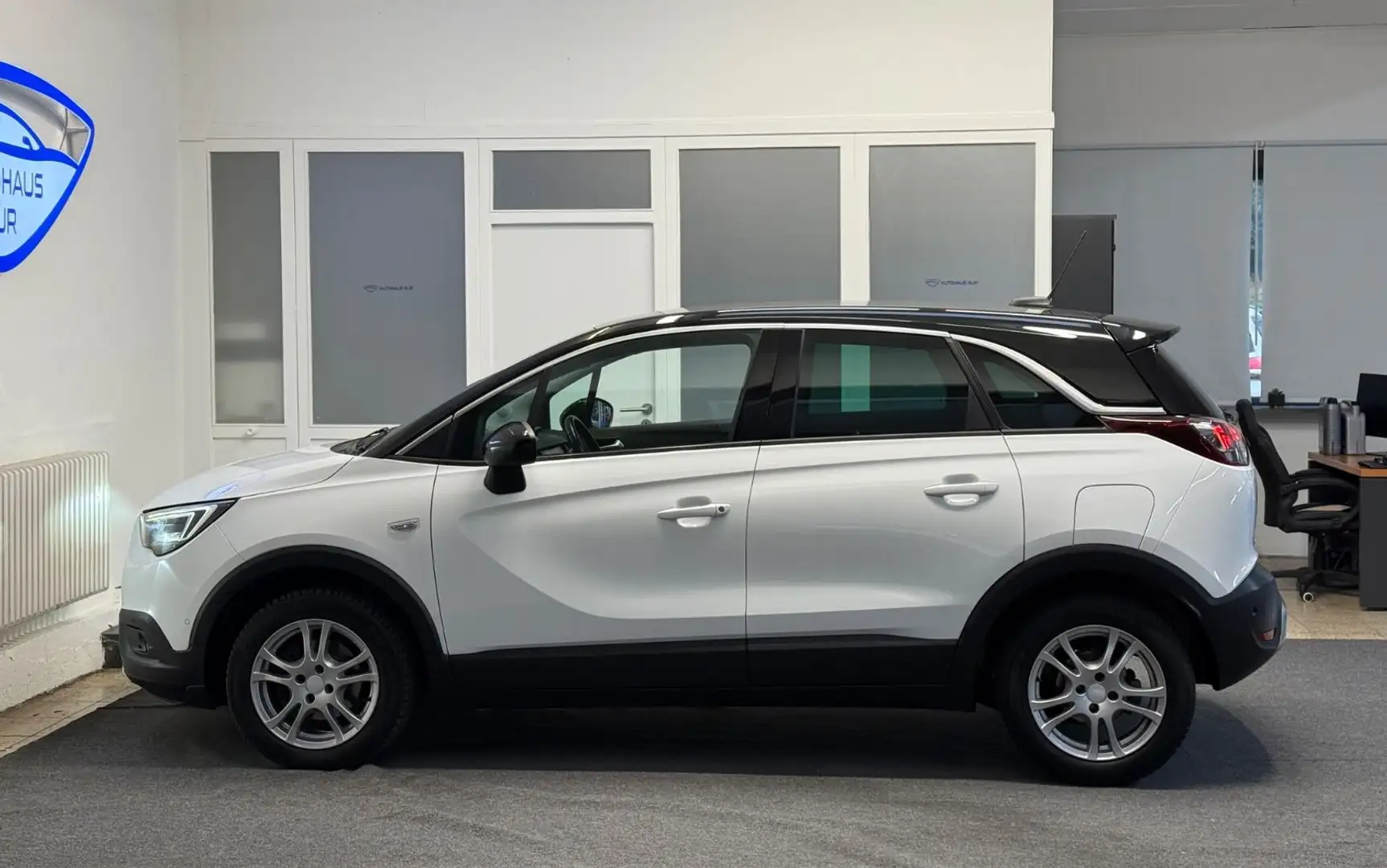 Opel Crossland X Innovation/NAVI/SITZ-LENKRD-HZG Weiß - 2