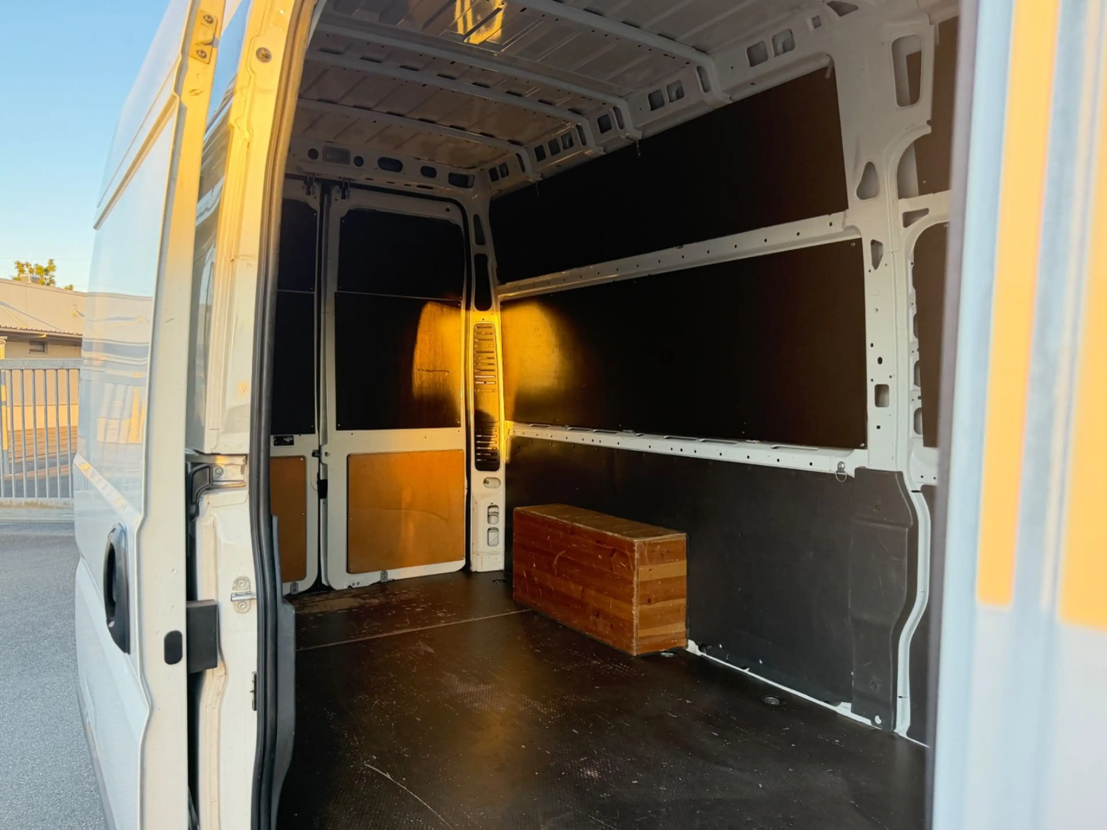Peugeot Boxer Kasten 435 L4H3 Pro BlueHDi 165 TÜV/Neu — photo 15