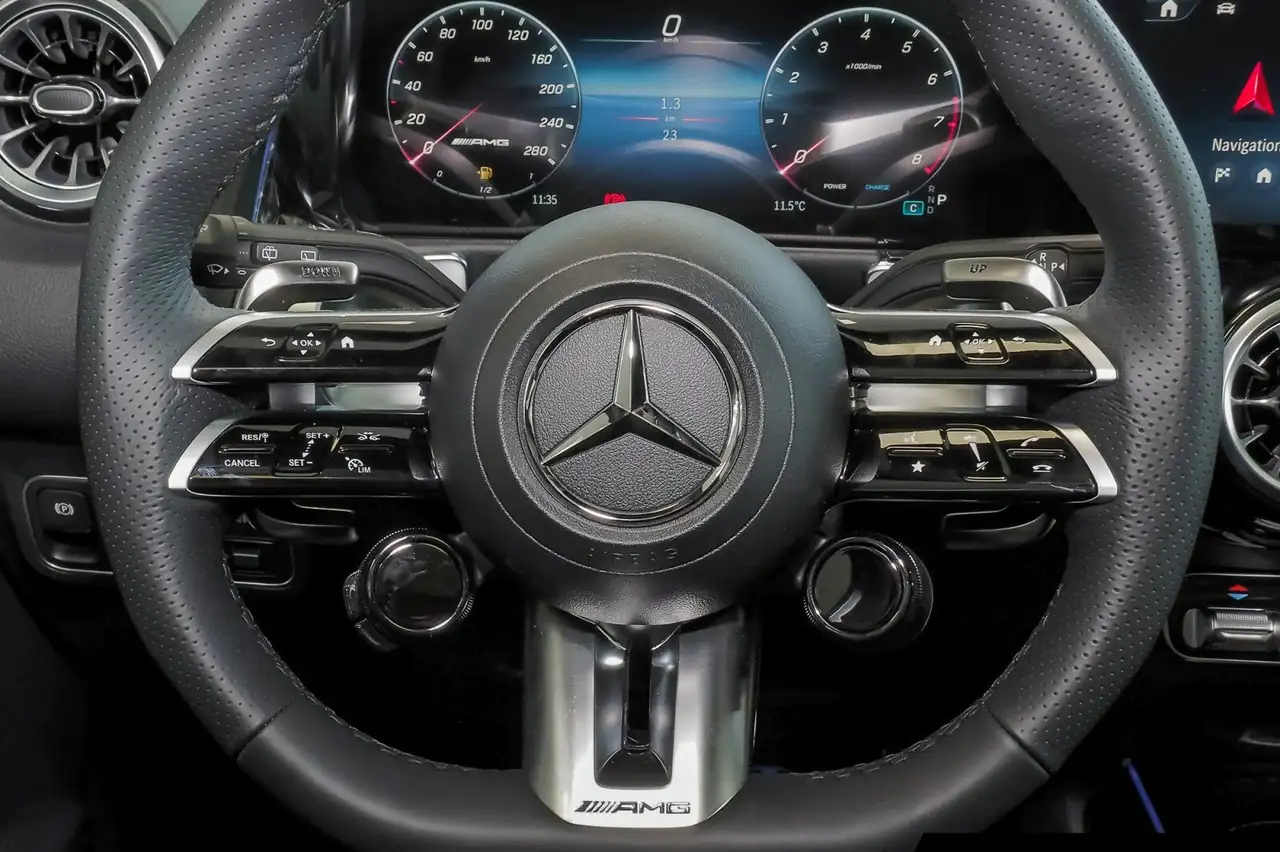 Mercedes-Benz GLB 35 AMG AMG GLB 35 4M Night/Pano/Distron./360°/Multibeam 13