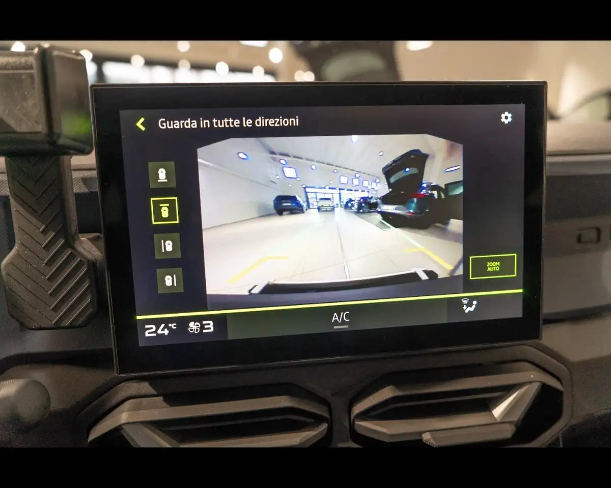 Dacia Duster Eco-G 100 CV Journey 26