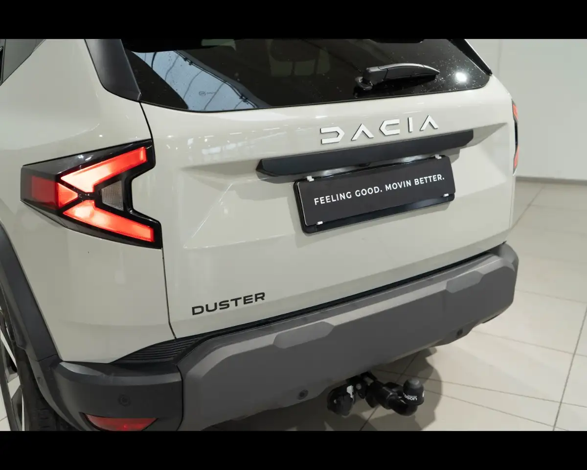 Dacia Duster Eco-G 100 CV Journey 31