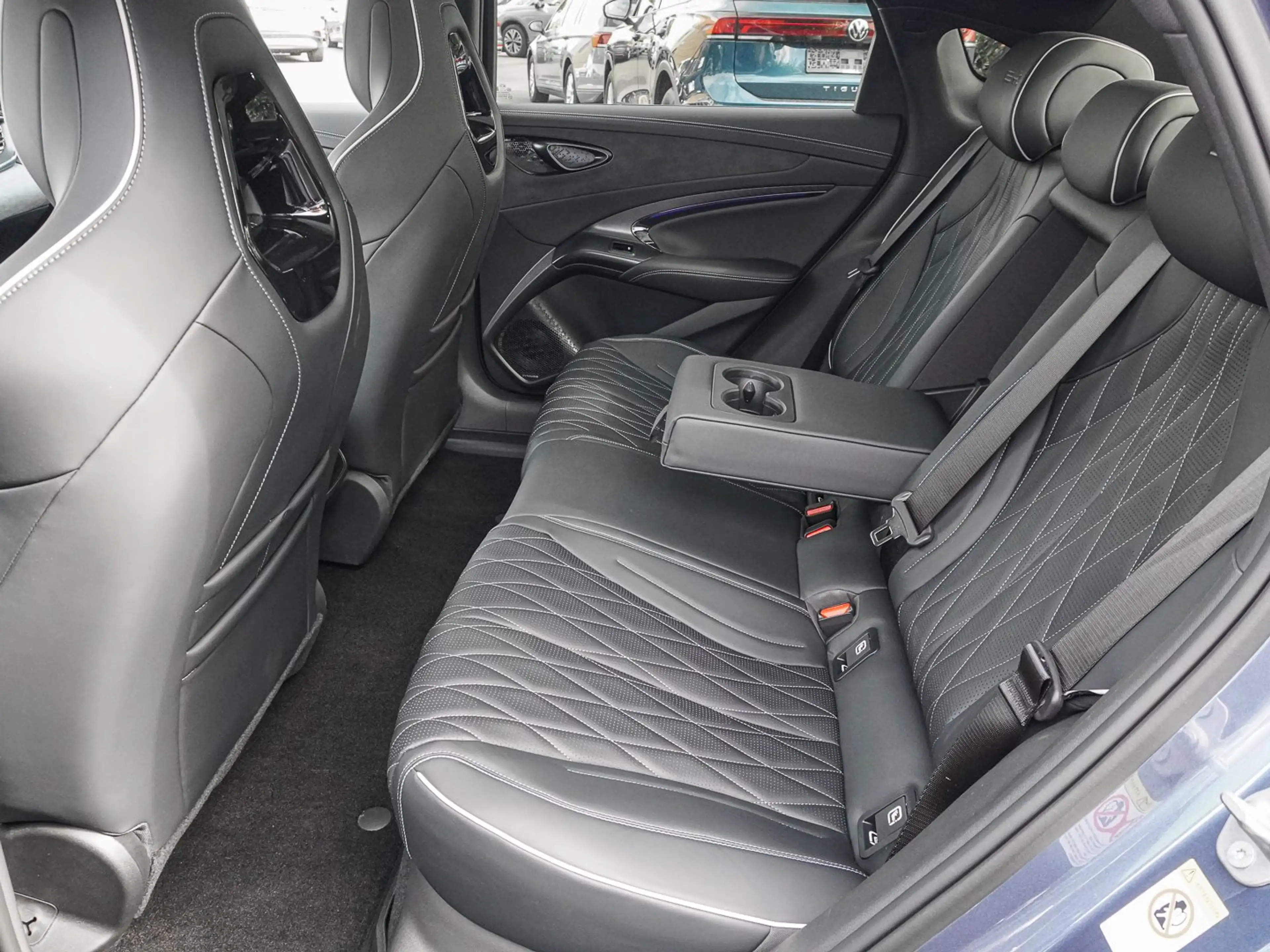 BYD Seal EV Excellence AWD — photo 17