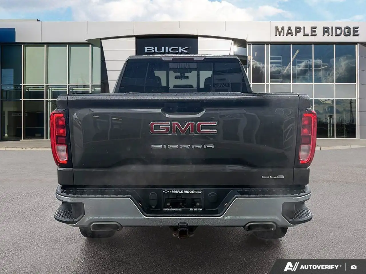 GMC Sierra 1500 снимка GMC Sierra 1500