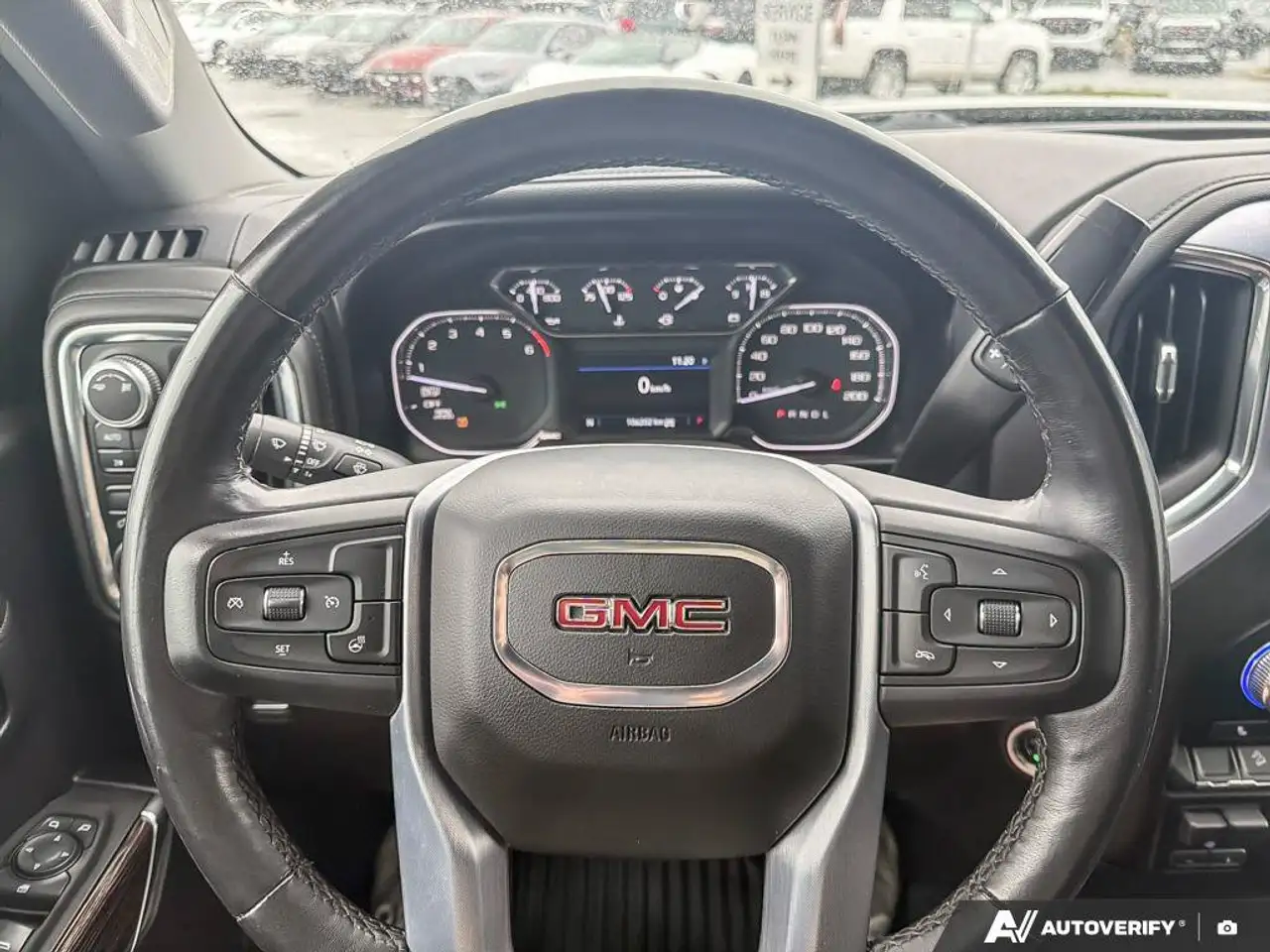 GMC Sierra 1500 снимка GMC Sierra 1500