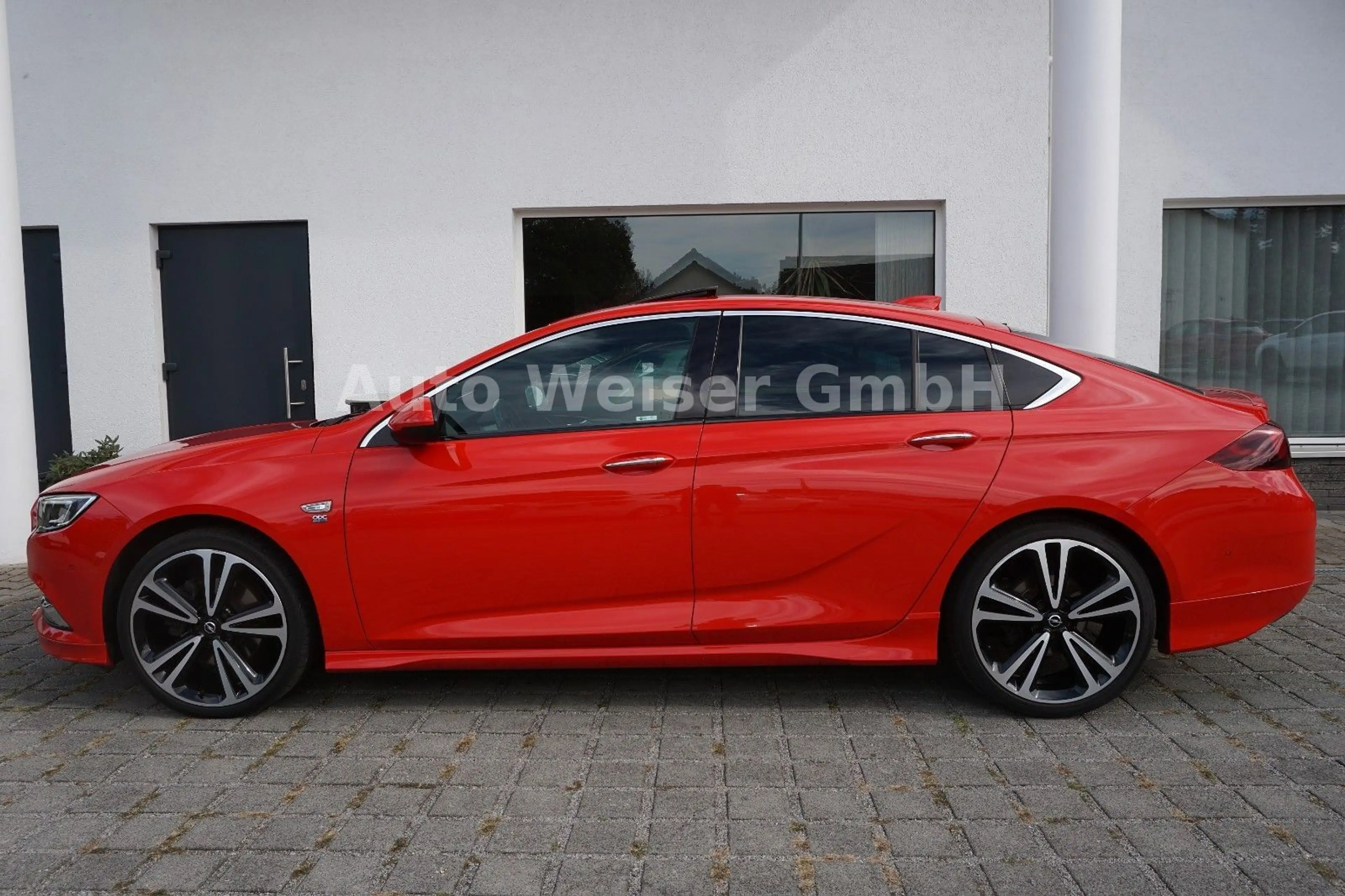Opel Insignia B Grand Sport Business Innovation — photo 10