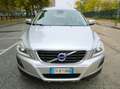 Volvo XC60 XC60 I  2.4 d4 (d3) Summum awd 163cv Gris - thumbnail 2