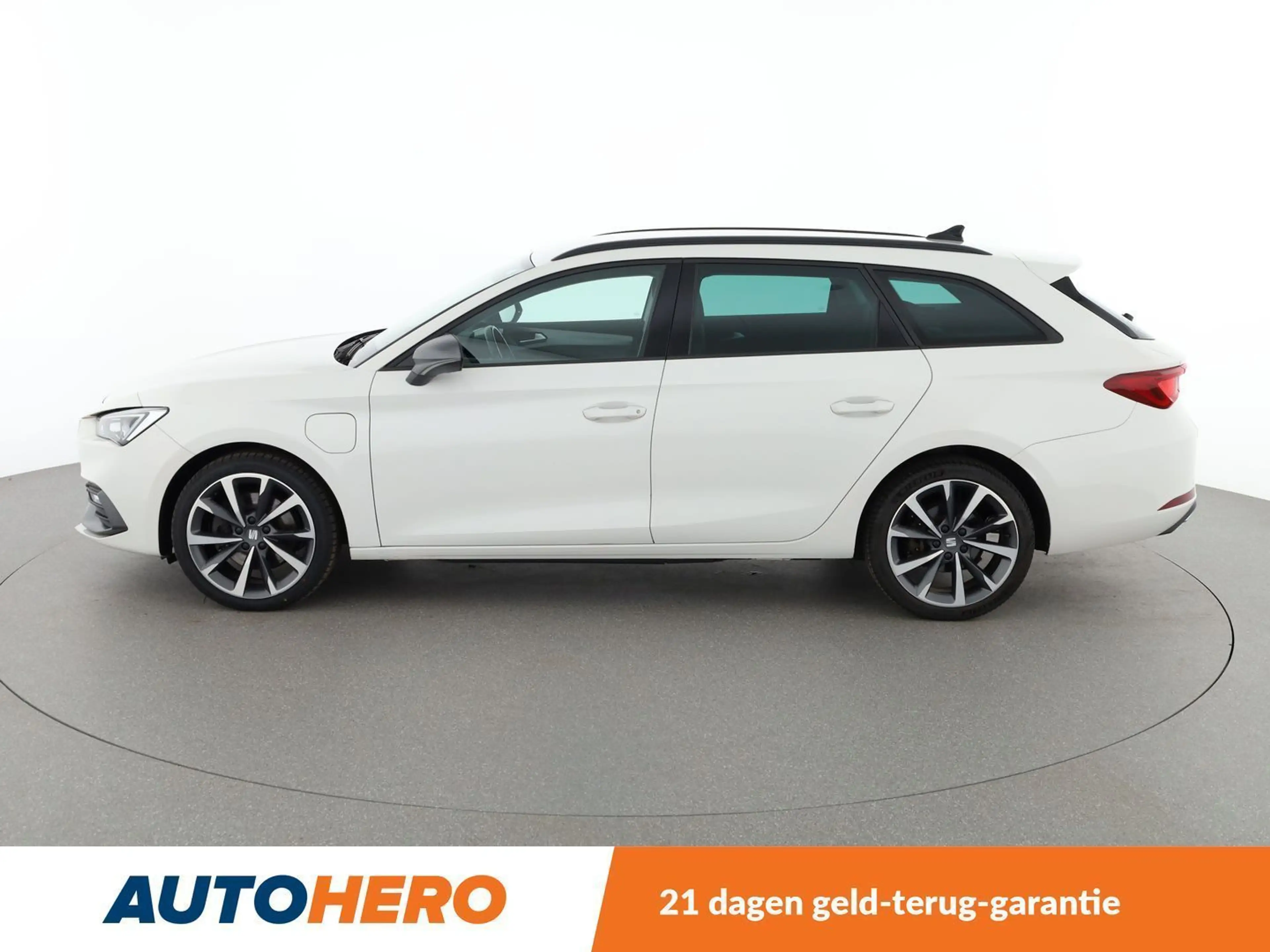 SEAT Leon e-Hybrid 1.4 TSI e-HYBRID FR — photo 3