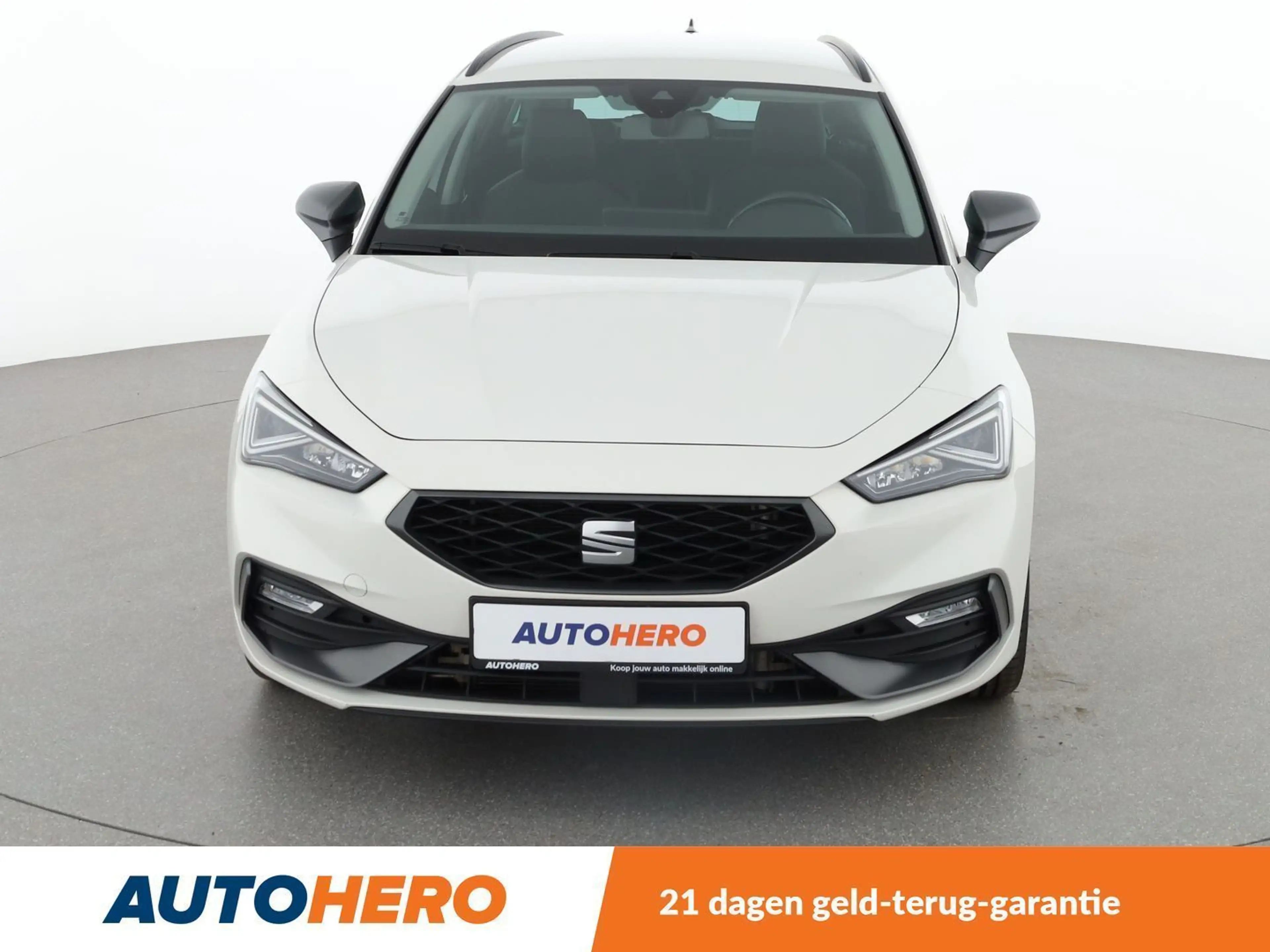 SEAT Leon e-Hybrid 1.4 TSI e-HYBRID FR — photo 9