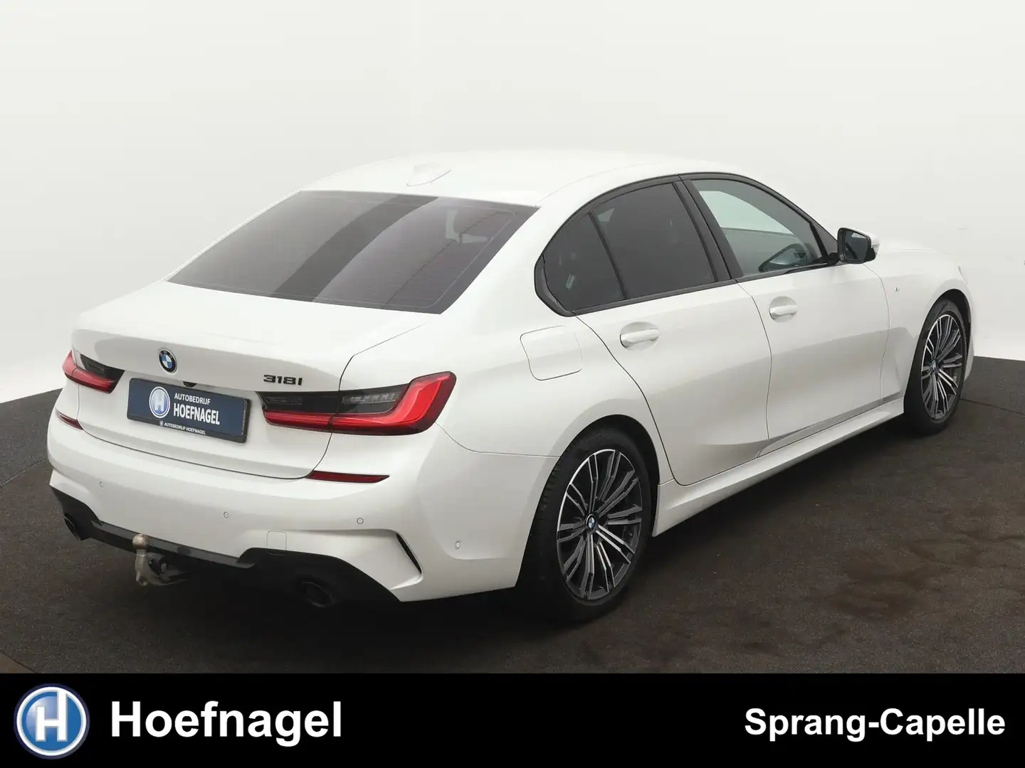 BMW 318 3-serie 318i M Sport Executive | Trekhaak | Camera Wit - 2