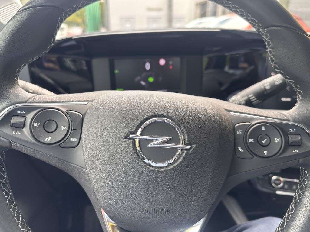 Opel Mokka E