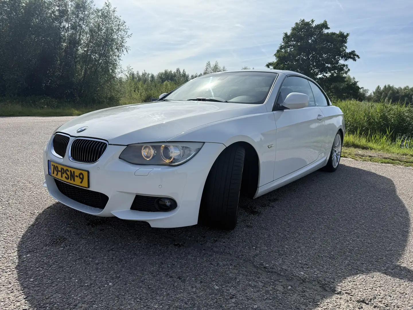 BMW 325 E93 3.0 AUT M pakket High Executive 2010 Wit - 2