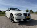 BMW 325 E93 3.0 AUT M pakket High Executive 2010 Wit - thumbnail 3
