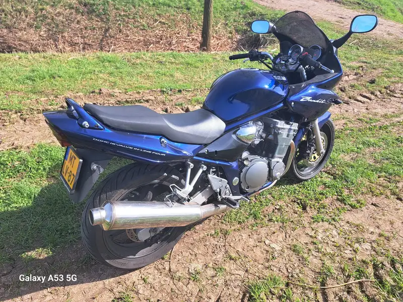 Suzuki GSF 600 Bandit - foto 2