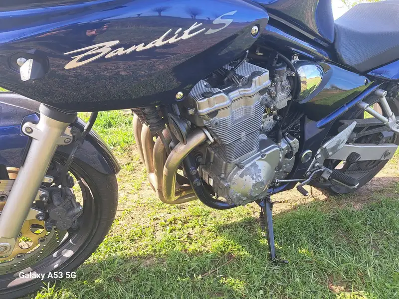 Suzuki GSF 600 Bandit - foto 6