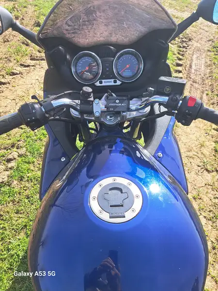 Suzuki GSF 600 Bandit - foto 4