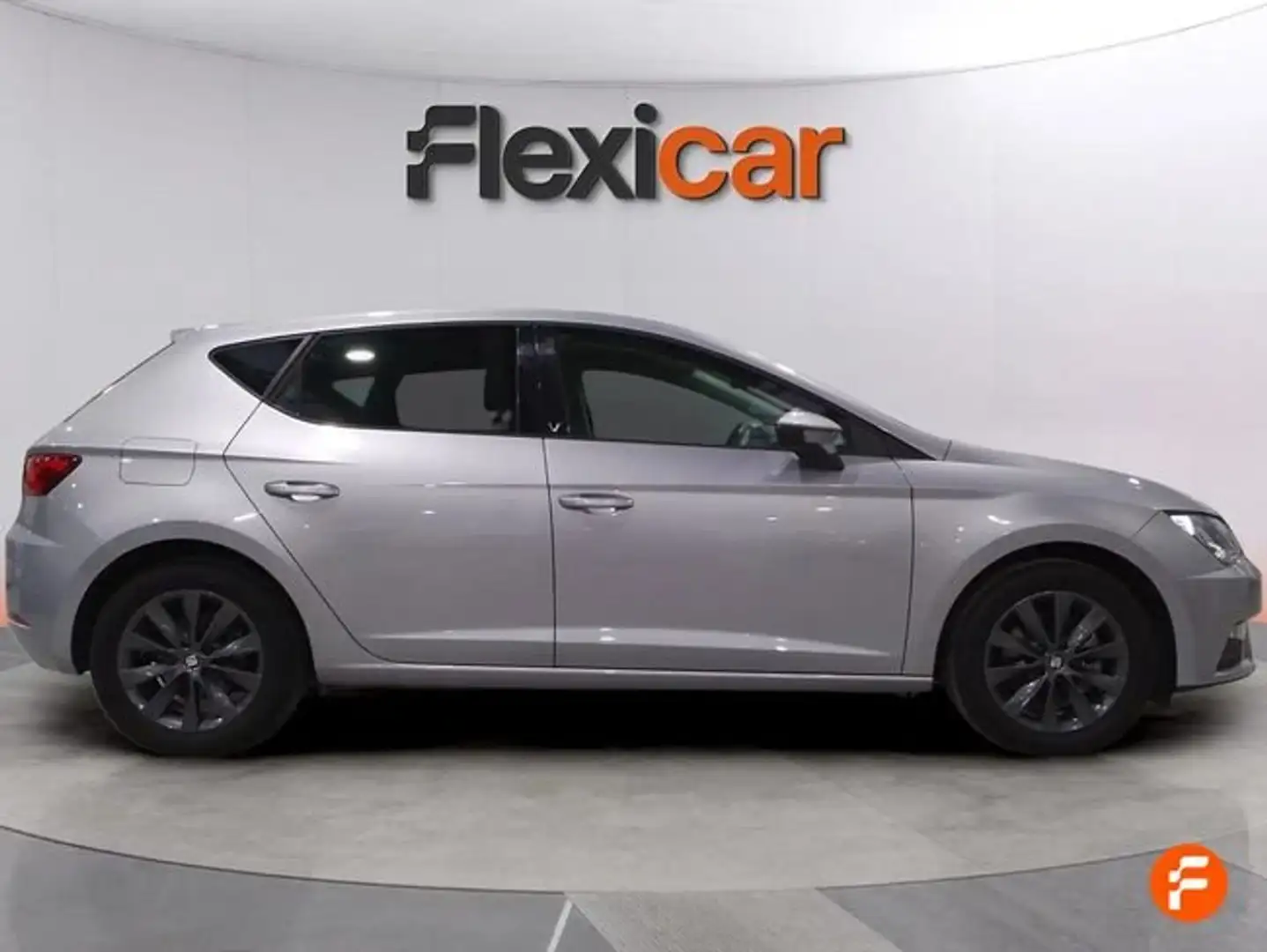 SEAT Leon ST 1.5 TSI S&S Style 130 Gris - 2