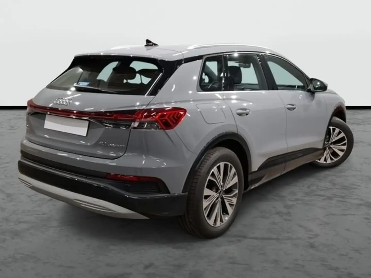 Audi Q4 e-tron 40 Sport 150 kW (204 CV) Gris - 2