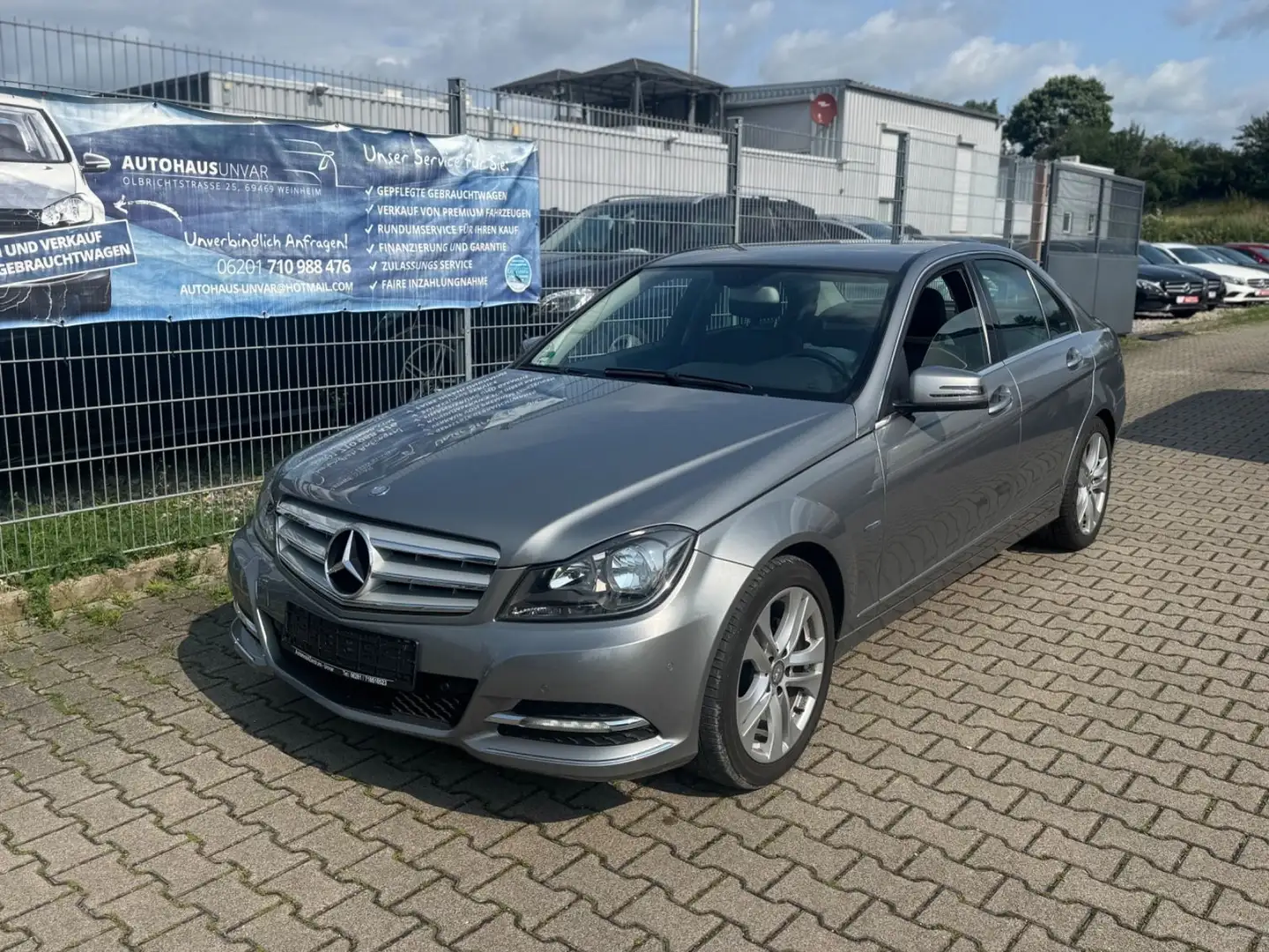 Mercedes-Benz C 180 C-Klasse Lim. C 180 CGI BlueEfficiency |LED| Silber - 1