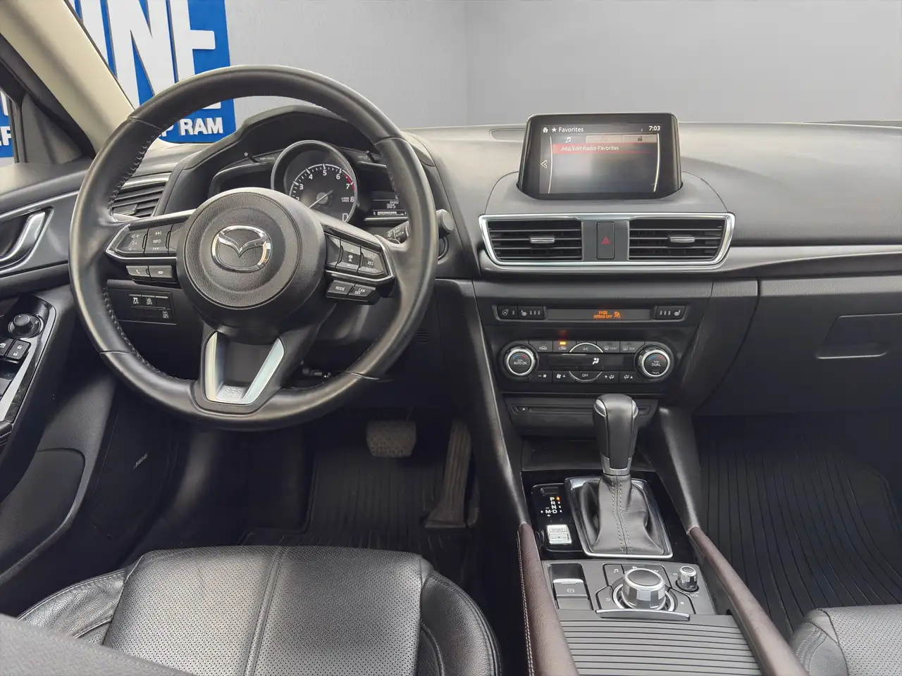 Mazda 3 fotografie Mazda 3