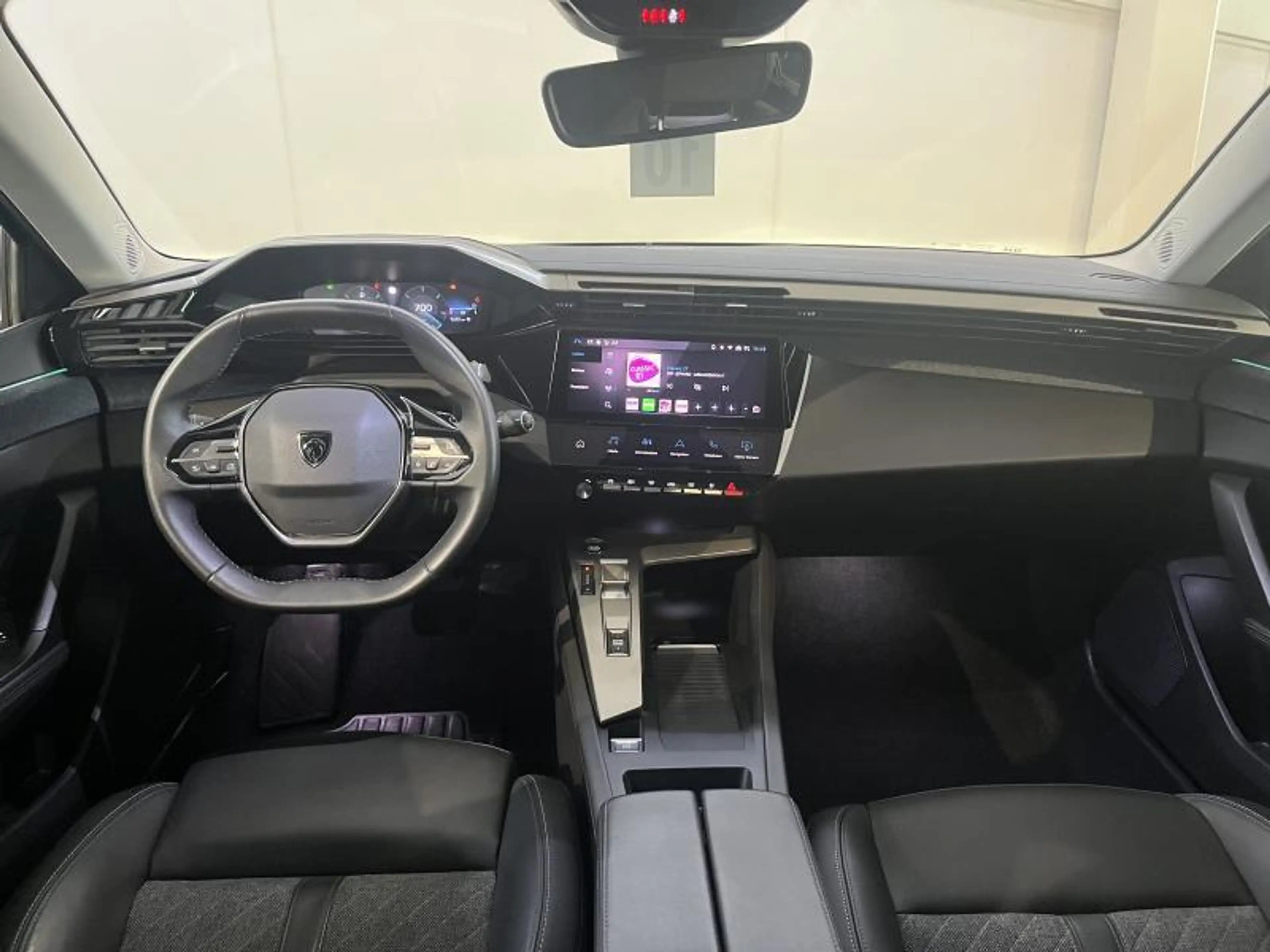 Peugeot 408 ALLURE PACK — photo 10