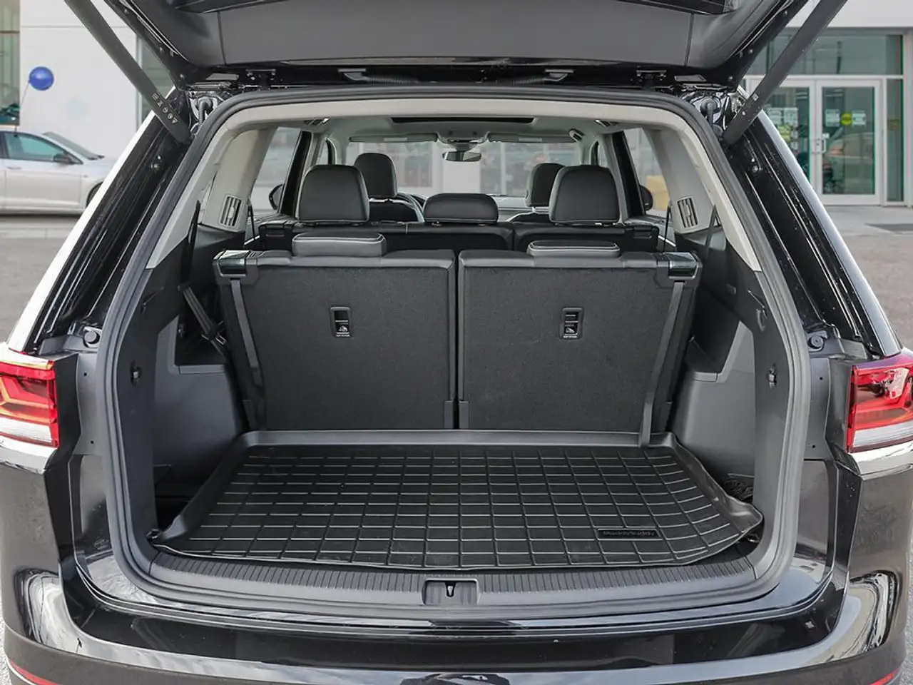 Volkswagen Atlas снимка Volkswagen Atlas