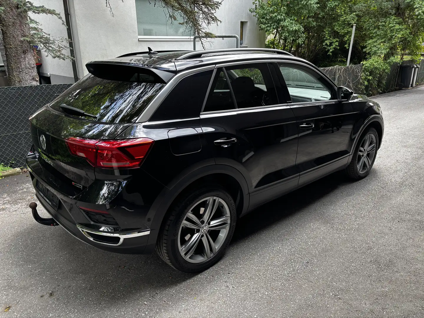 Volkswagen T-Roc 2,0 TDI SCR 4Motion Sport DSG Schwarz - 2