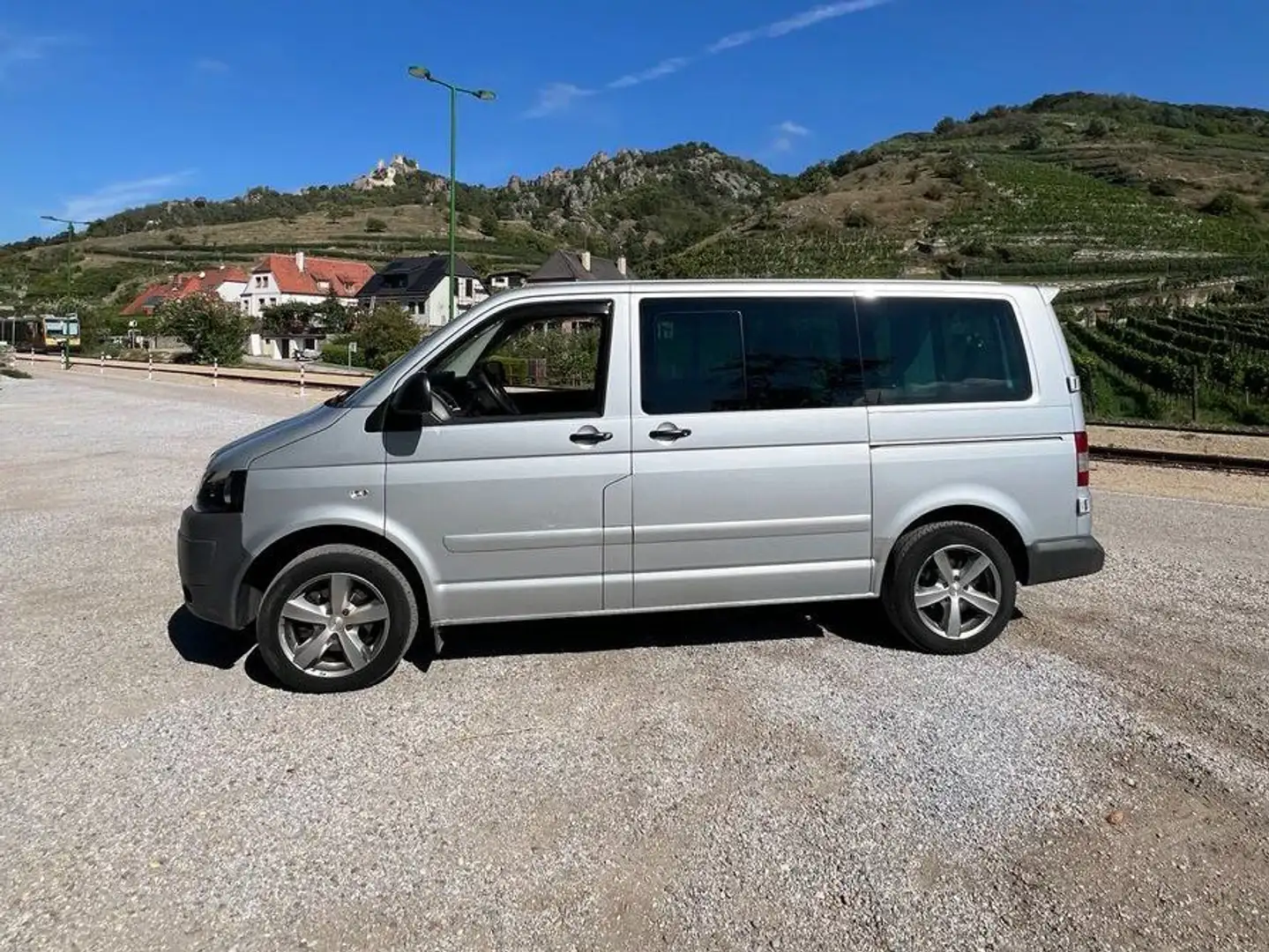 Volkswagen T5 Transporter Silber - 2