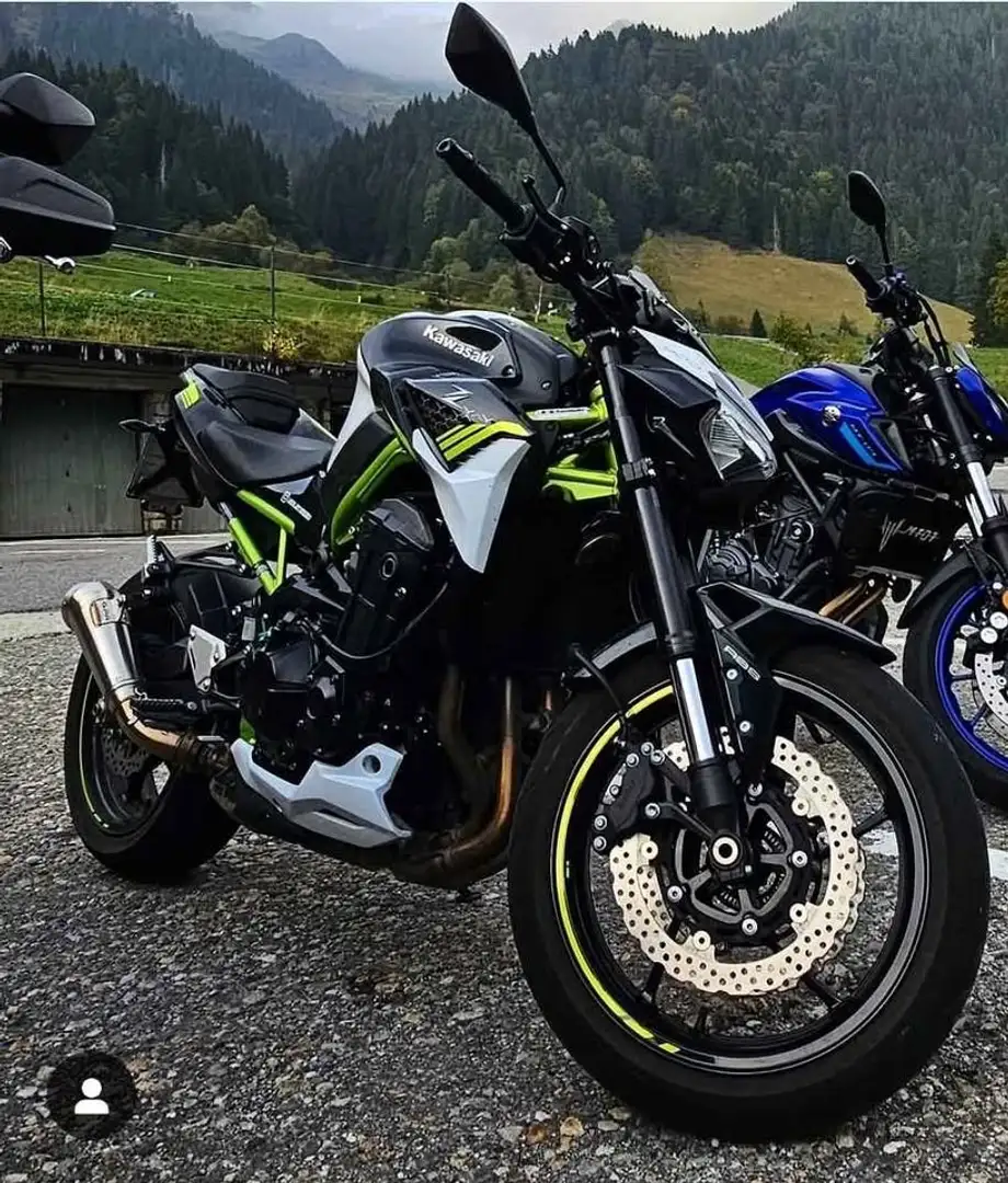 Kawasaki 900 Z White - 1