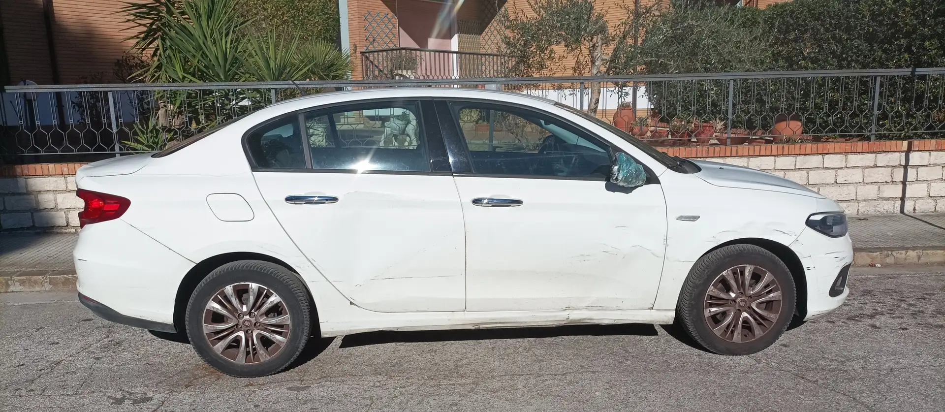 Fiat Tipo Tipo 4p 1.4 Opening Edition 95cv Bianco - 1