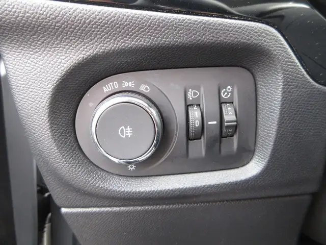 Opel Corsa view 13