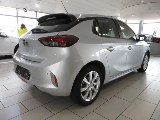 Opel Corsa view 3