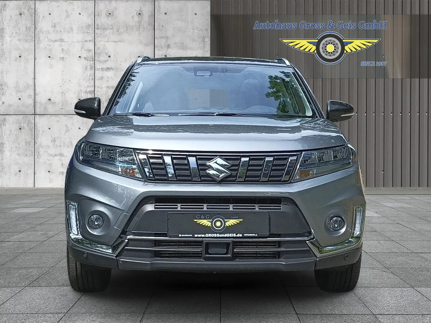 Suzuki Vitara 1.4 Turbo Allrad Automatik Vollausstattung AHK Grau - 1