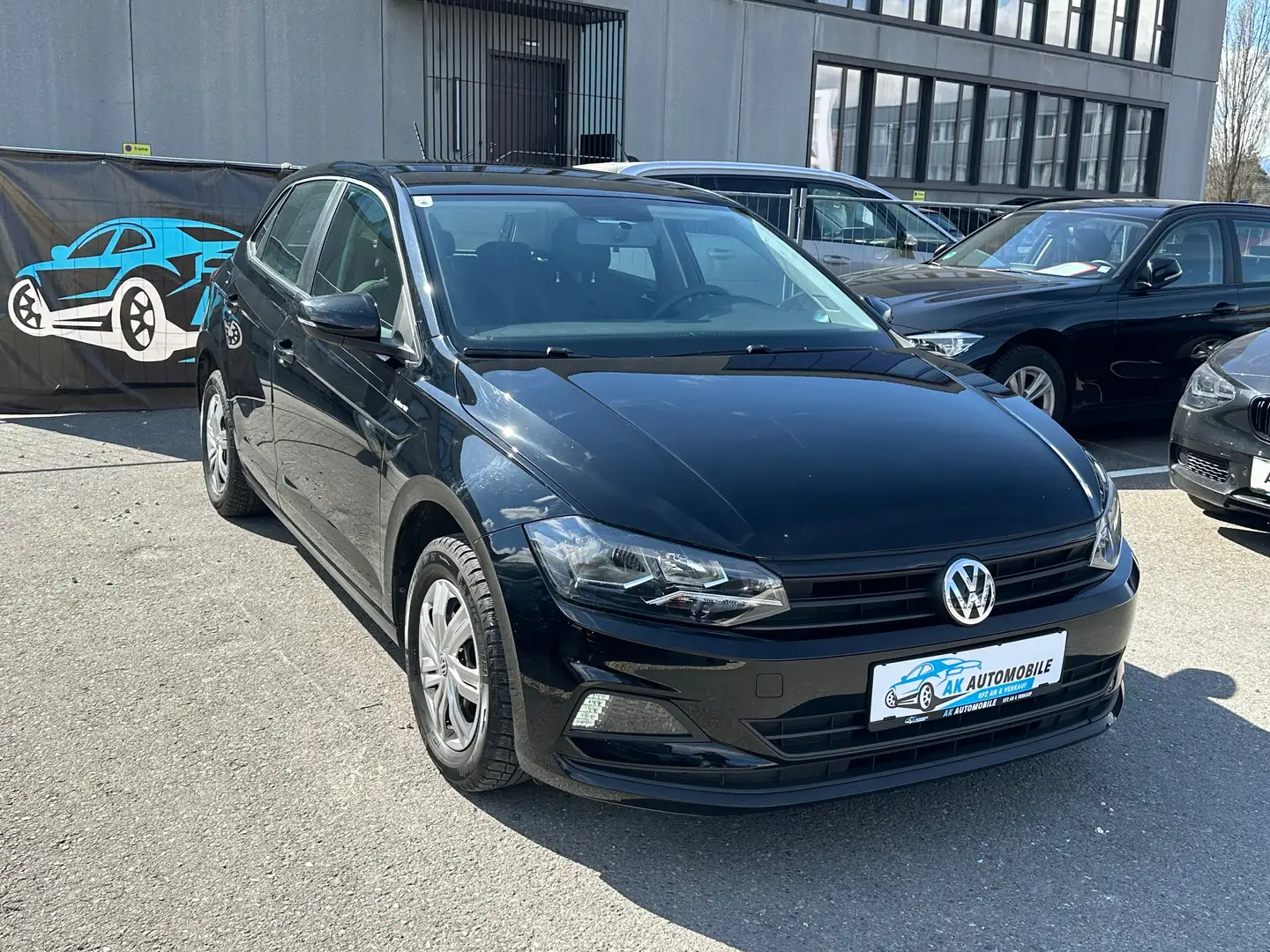 Volkswagen Polo 1,0 Comfortline Schwarz - 2
