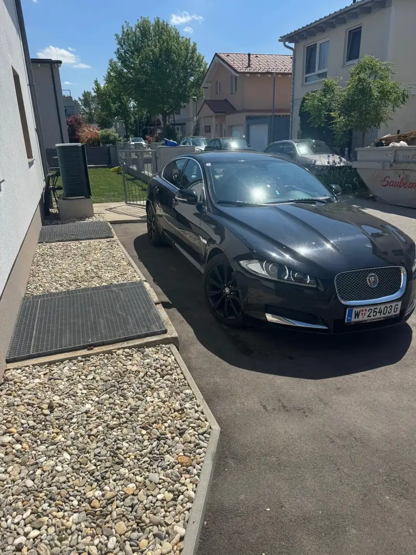 Jaguar XF 2,2 Diesel Luxury - 2