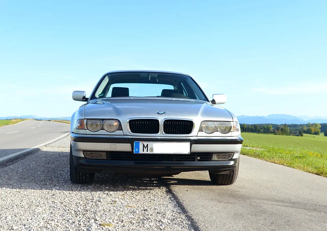 BMW E38 728i Facelift Top Zustand, foto 5