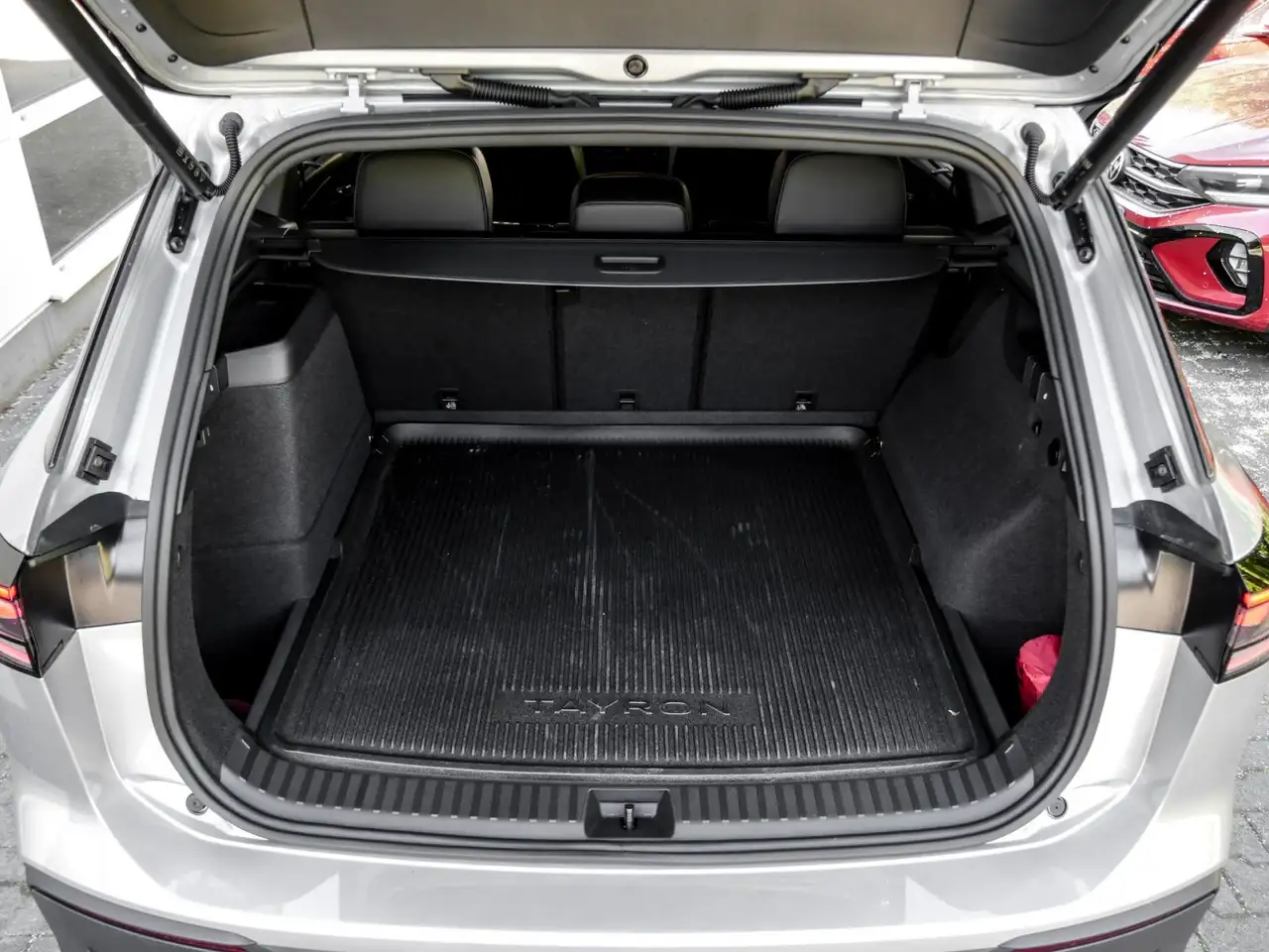 Volkswagen Tayron Life eHybrid LED+ Navi TravelAss. 19" AreaView 12