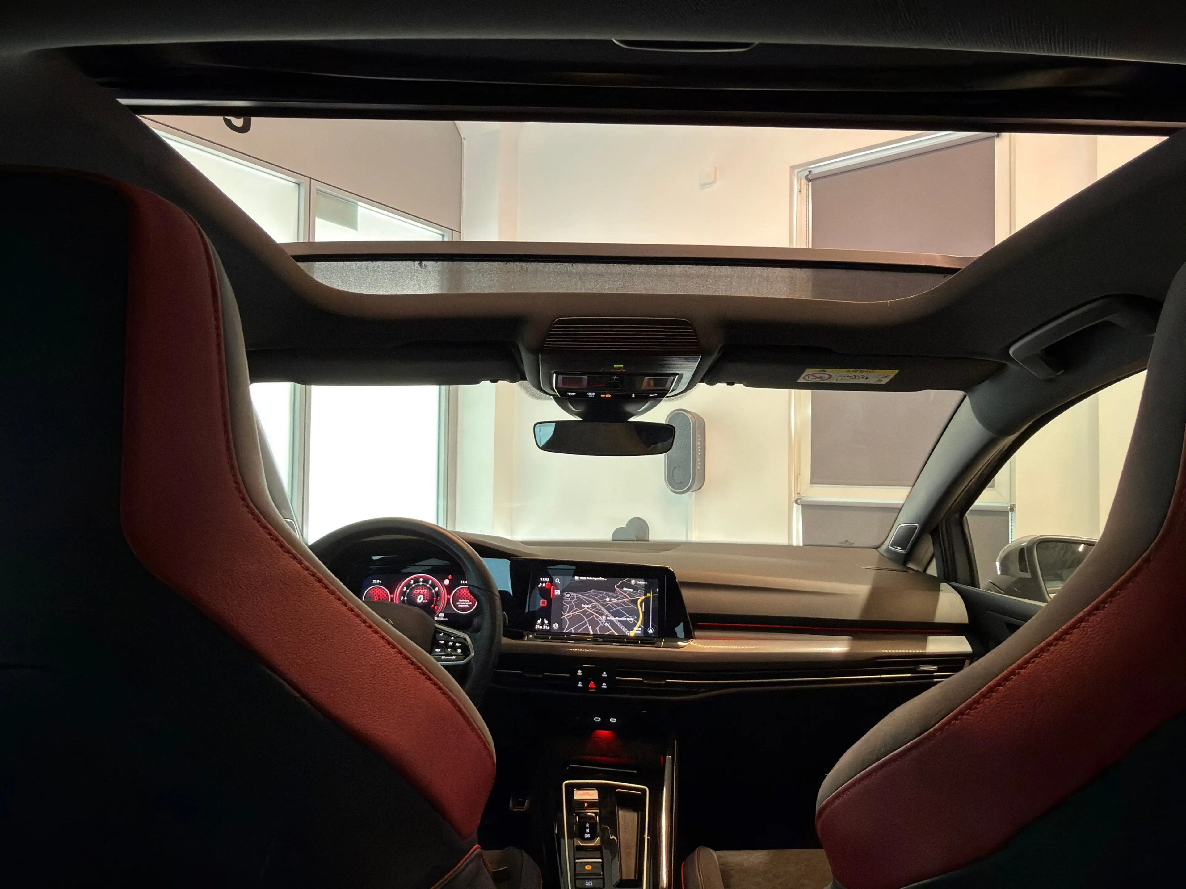 Volkswagen Golf GTI VIII 2.0 TSI Clubsport — photo 15