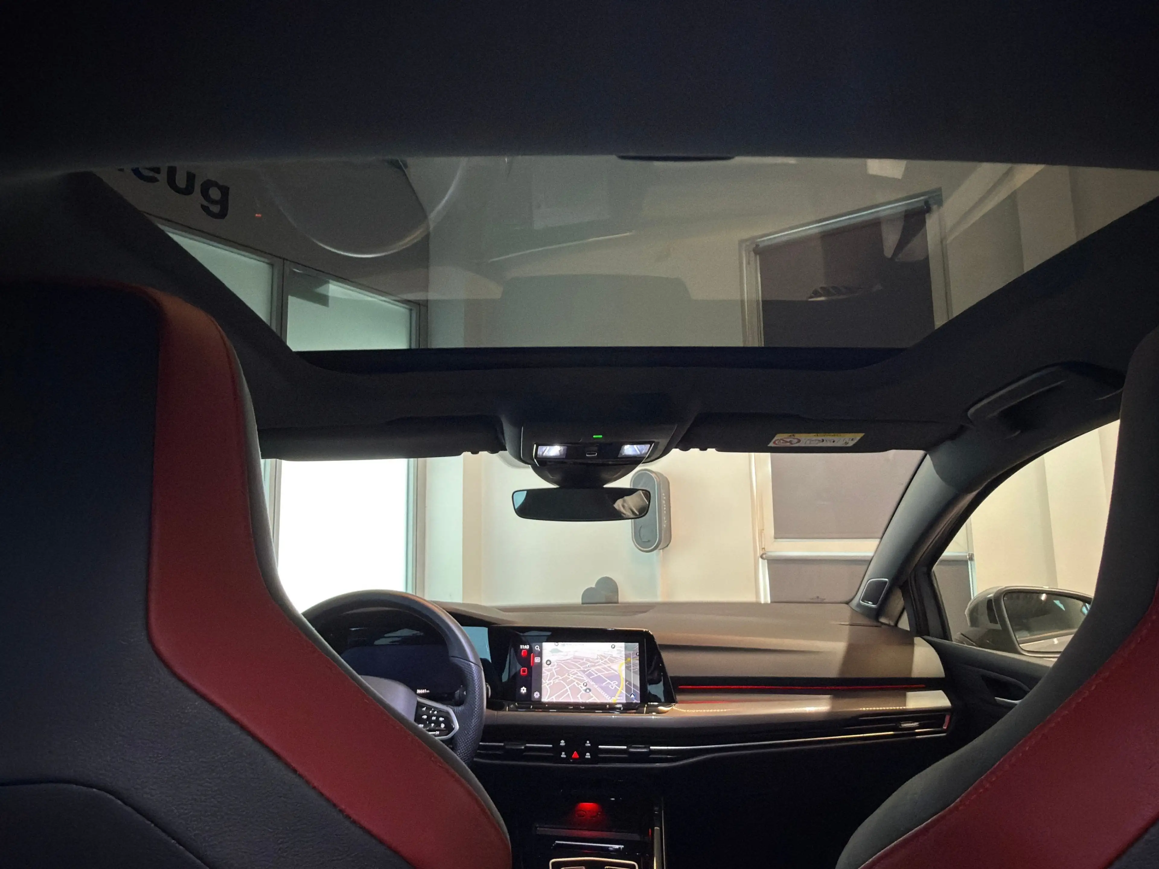 Volkswagen Golf GTI VIII 2.0 TSI Clubsport — photo 14