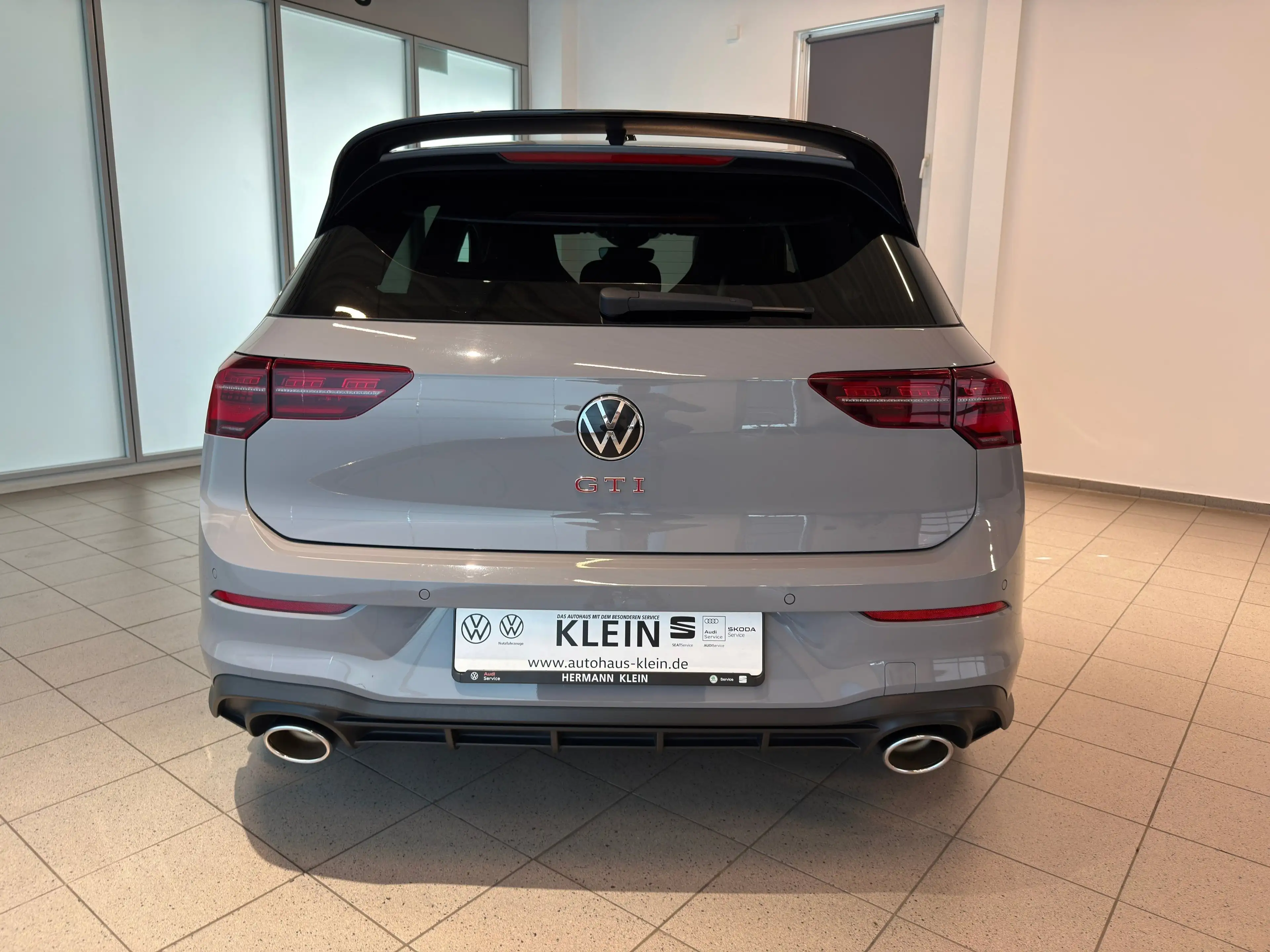 Volkswagen Golf GTI VIII 2.0 TSI Clubsport — photo 8