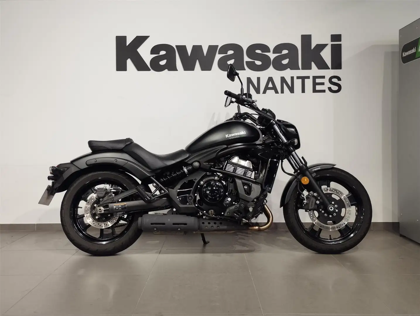 Kawasaki Vulcan S Negro - 2