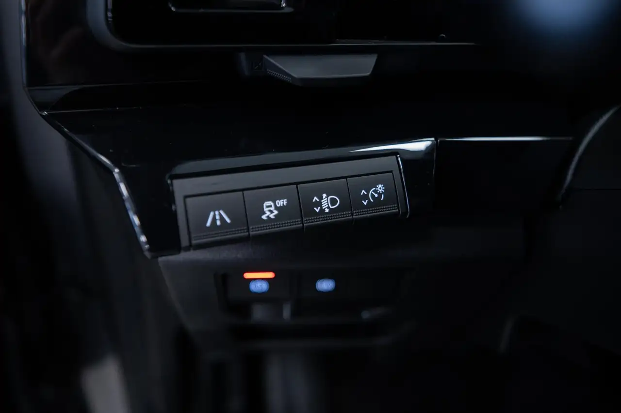 Renault Austral 1.2 mild hybrid advanced Equilibre 130cv 12