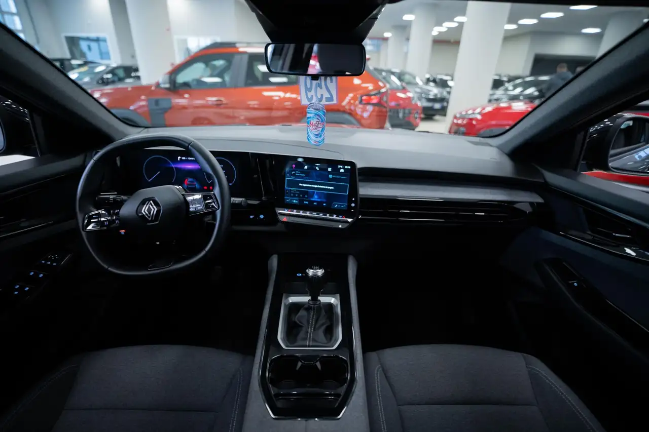 Renault Austral 1.2 mild hybrid advanced Equilibre 130cv 9