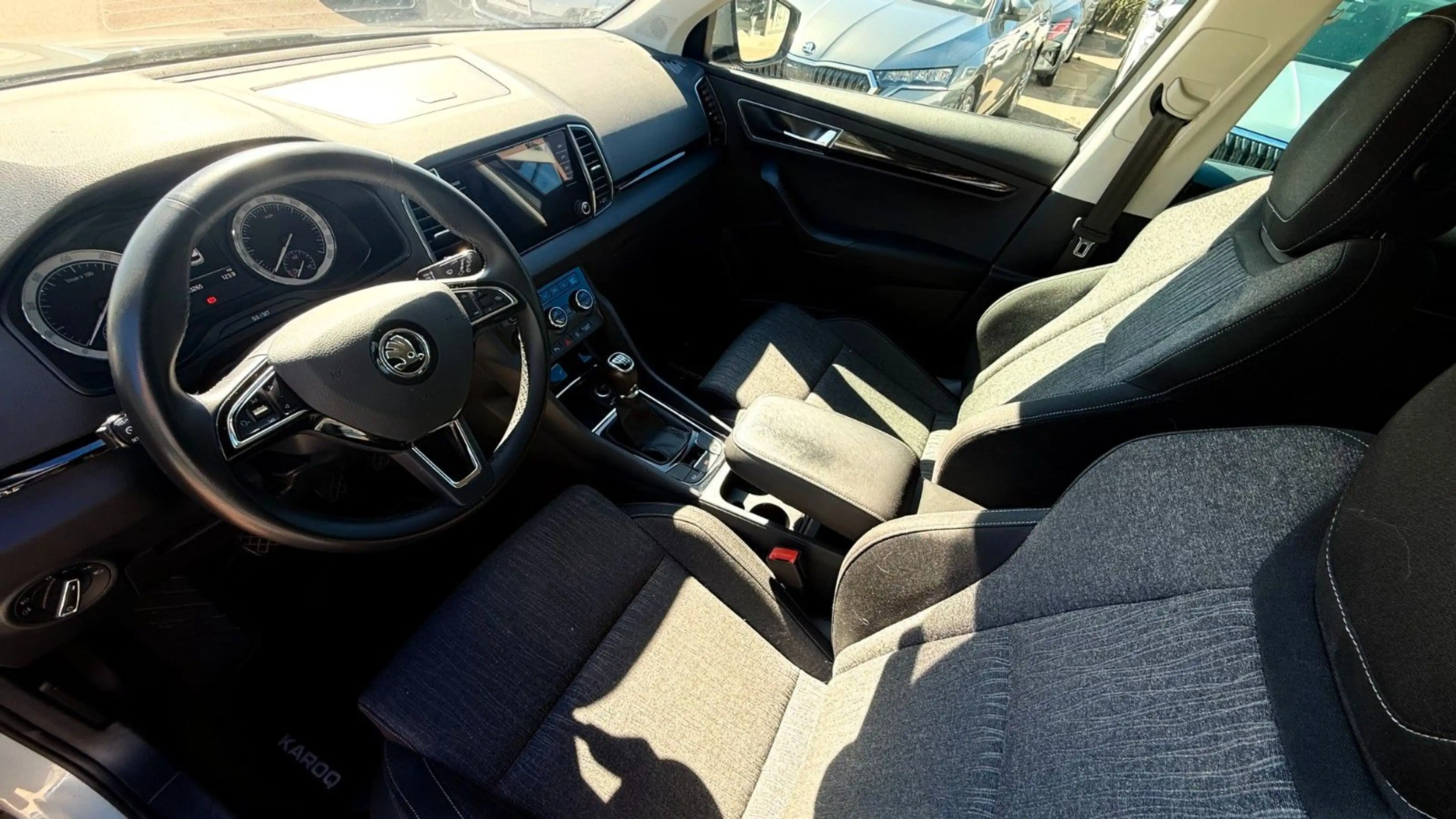 Skoda Karoq Style Navi|AHK|LED|Frotsch. beheiz — photo 4