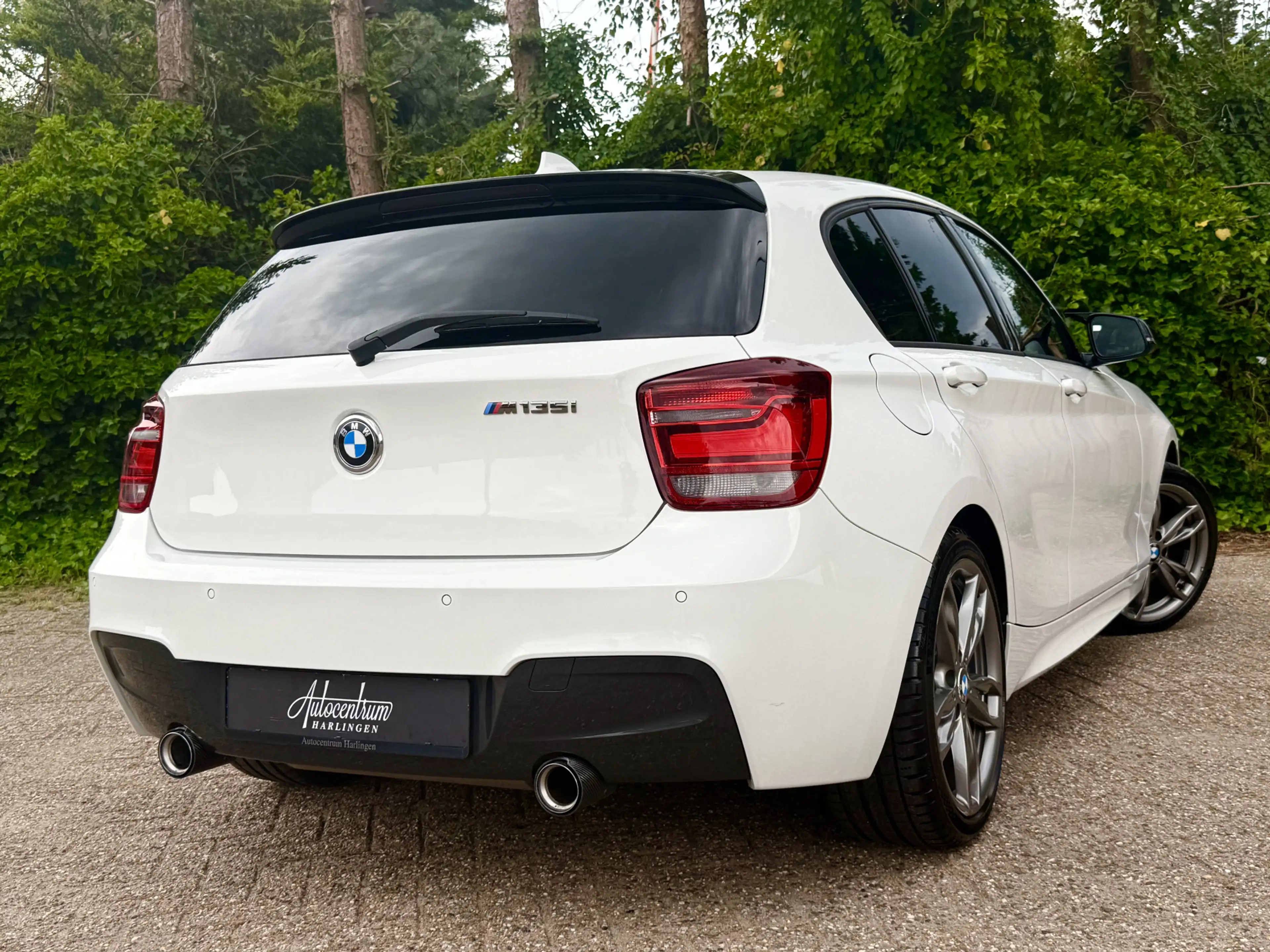 BMW 135 1-serie M135i xDrive I M-Pakket I Automaat I Groot — photo 32