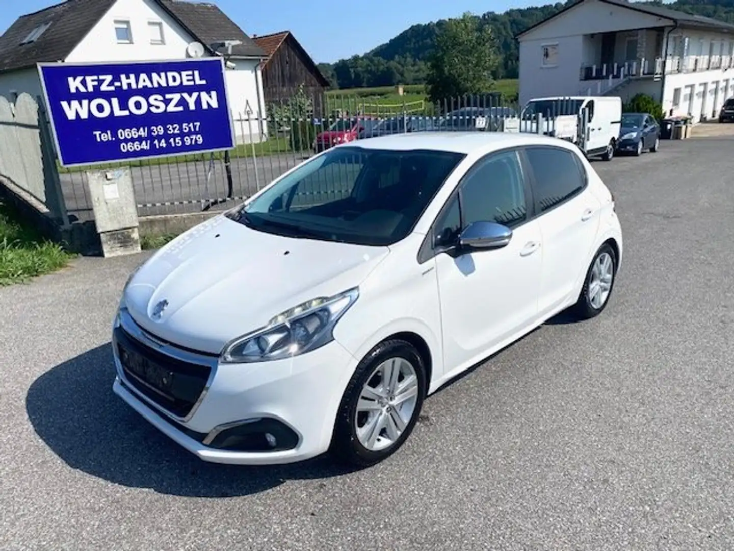 Peugeot 208 208 Style 1,2 PureTech 82 KLIMA SITZHEIZUNG Bianco - 1