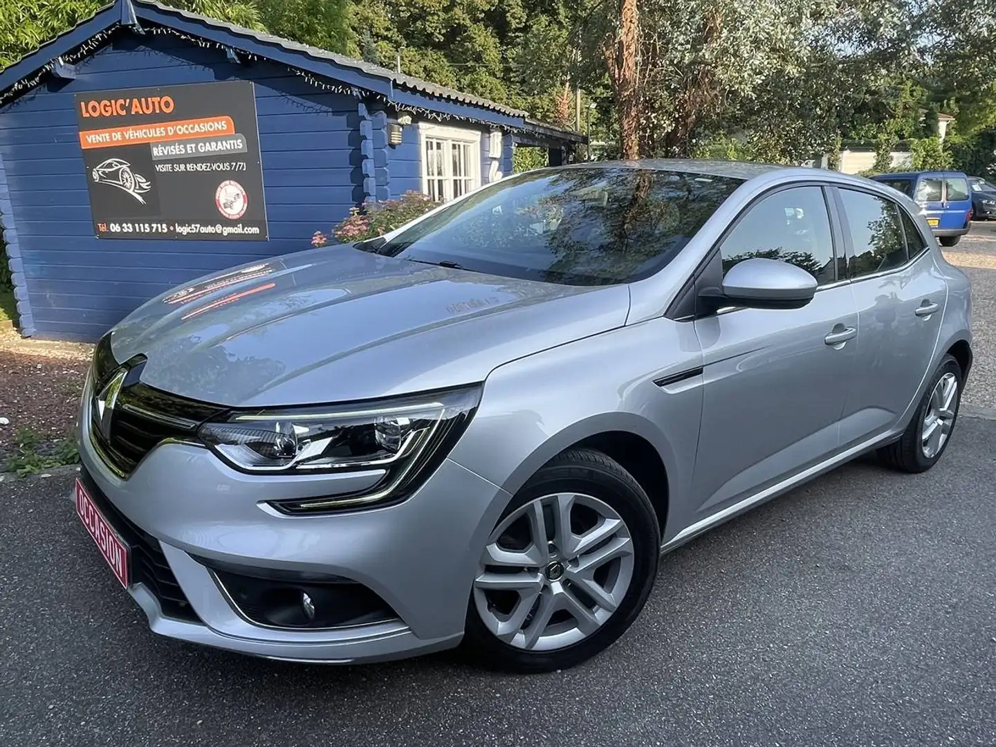 Renault Megane 1.3 TCe 115ch FAP Business 120g Gris - 1